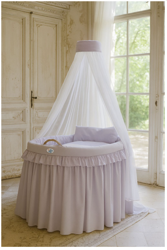 Woven Moses basket with a canopy – lilac