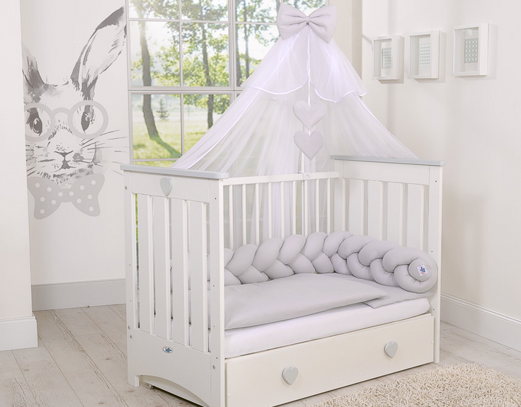 Lesena posteljica Lorenzo III 120 × 60 cm – belo-siva
