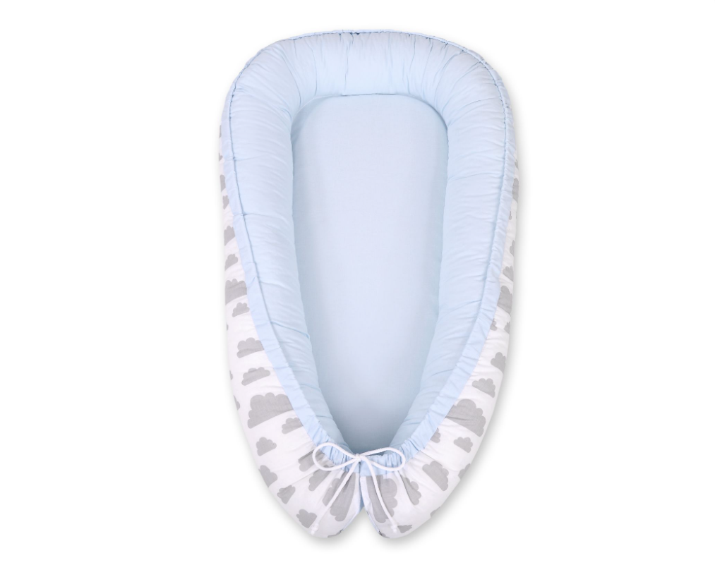 Double-sided baby nest Kokon – grey clouds and blue