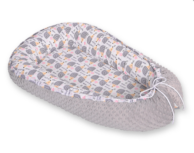 Double-sided baby nest Cocoon with minky – gray hedgehogs
