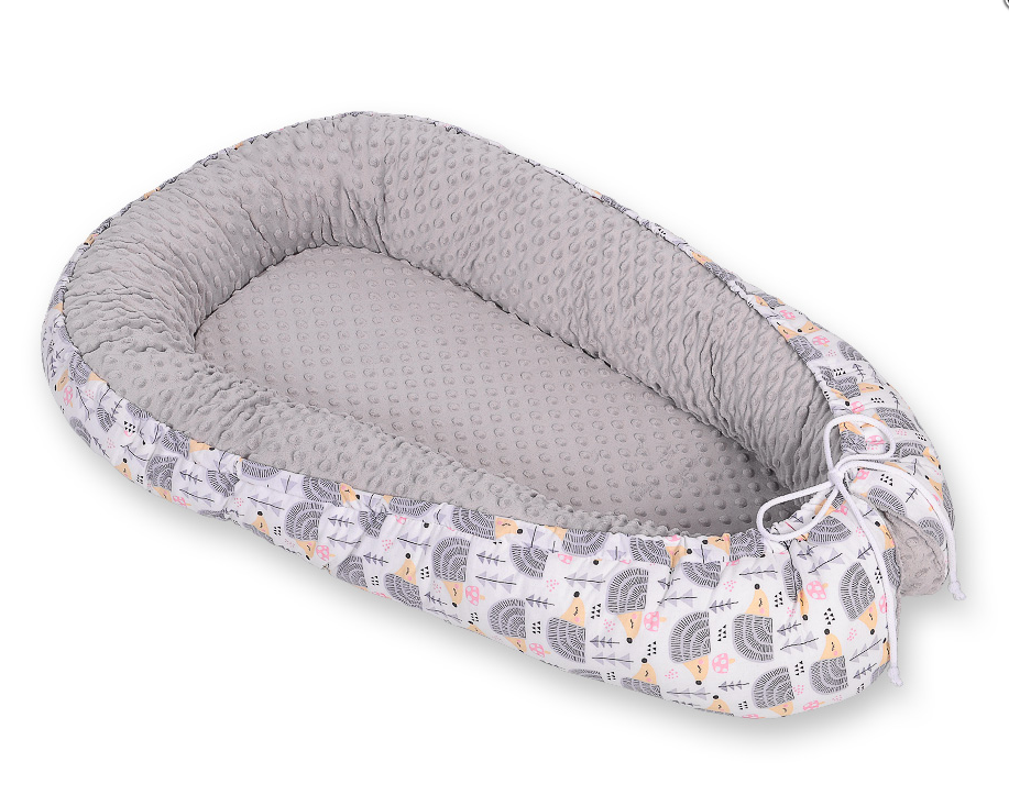 Double-sided baby nest Cocoon with minky – gray hedgehogs