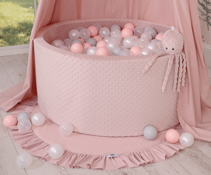 Plišasta hobotnica z ropotuljico – pastelno rožnata