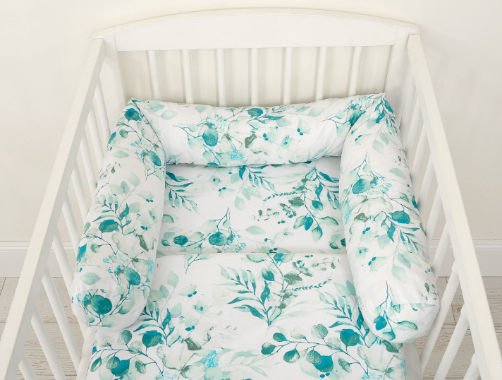 Cylindrical crib bumper – eucalyptus, mint