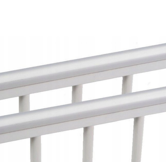 Lesena posteljica Lorenzo III 120 × 60 cm – bela
