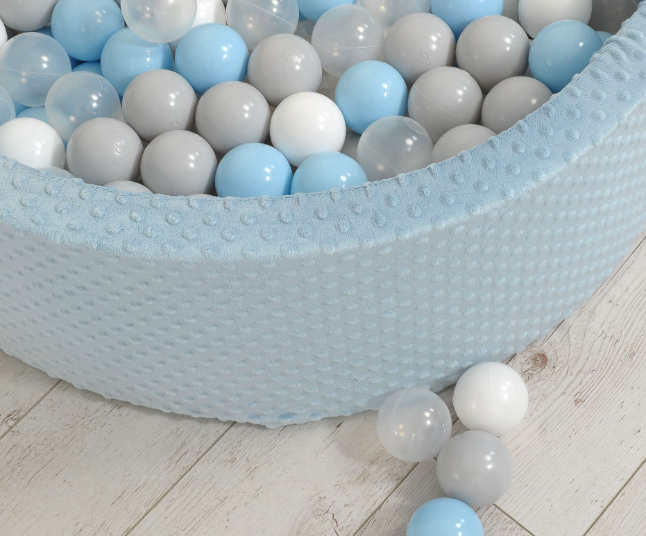 Ball pit – blue